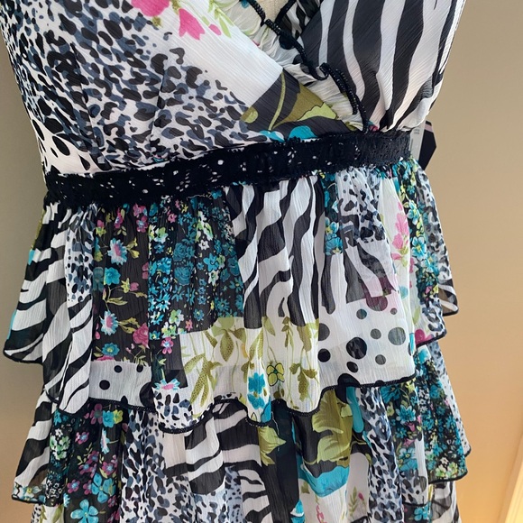 Love tease printed dress new with tags - Picture 4 of 12